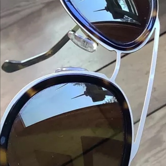 SEA. Gold sunglasses! Sooo comfy and cool! - Picture 7 of 8